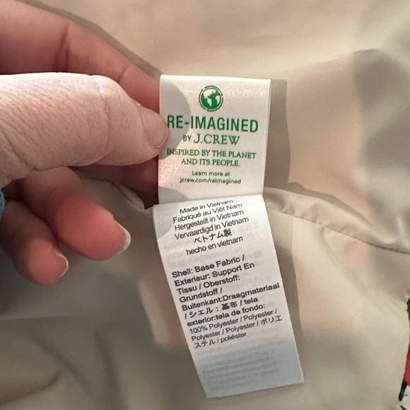 NWOT Eddie Bauer Floral Signature Puffer Jacket - Cream and Red - Picture 9 of 13